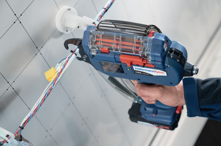 Narzędzie Autotool CPK hybrid do automatycznego wiązania wiązek o średnicy do 20 mm 