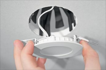 Kołpak dystansowy do lamp halogenowych SpotClip-IV-Slim
